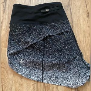 Lululemon Speed Up short, 2.5”